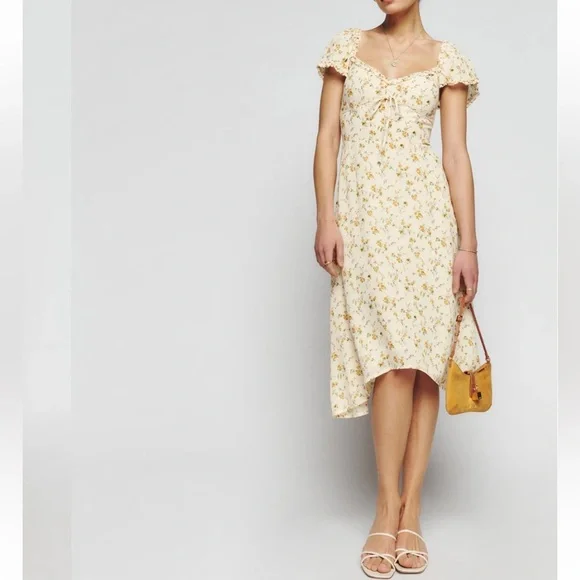 Reformation Maebry Dress
Color: Julius Size 6 New without tags $248 - Picture 2 of 15